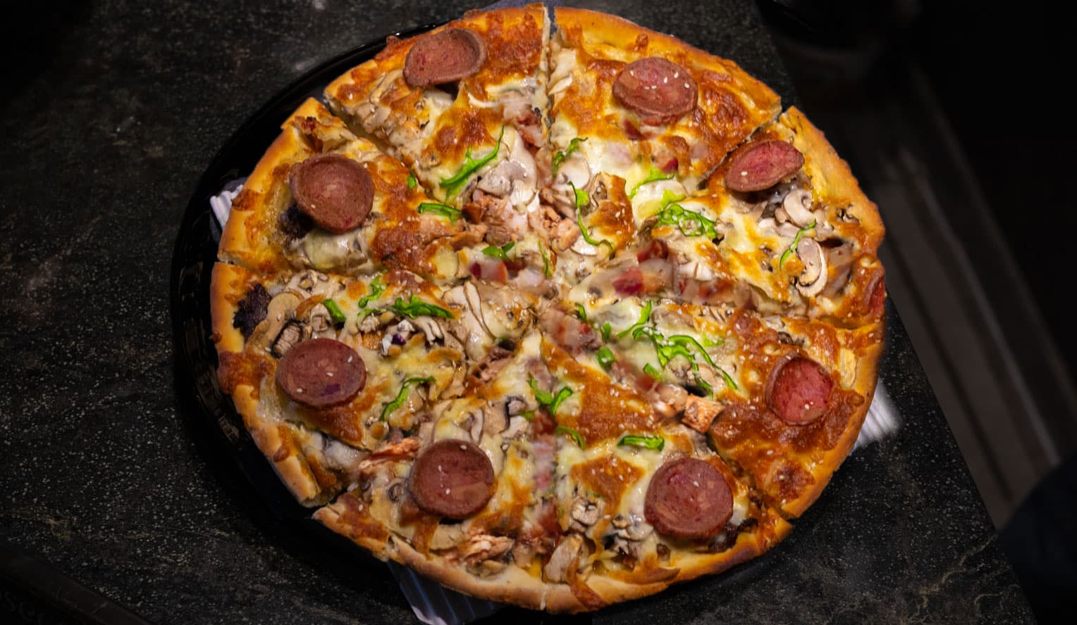 پیتزا دونر مرغ