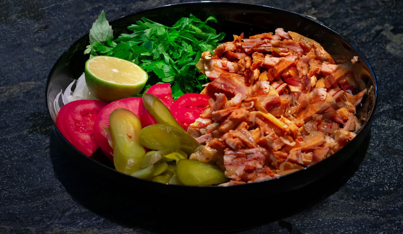 دونر مرغ (بدون قارچ و پیاز)